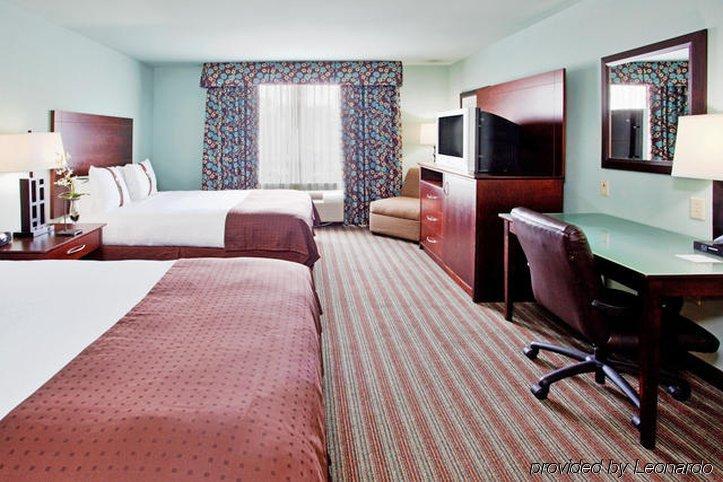 Holiday Inn Hotel & Suites Gateway By Ihg Вільямсбург Номер фото